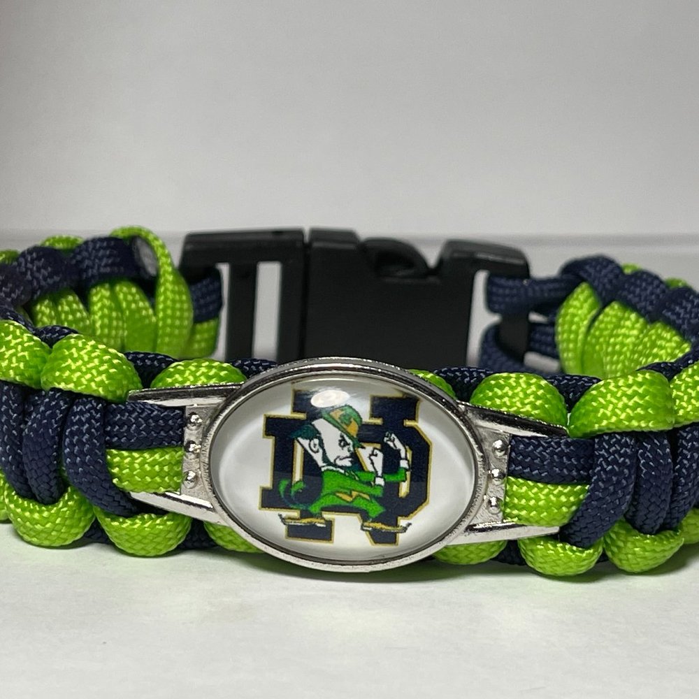 Notre Dame Fighting Irish NCAA "LEPRECHAUN" Paracord Bracelet NEW